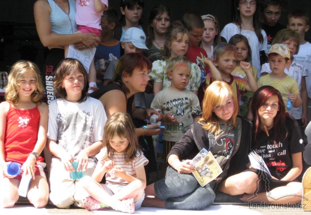 04 spolecne foto masek.jpg